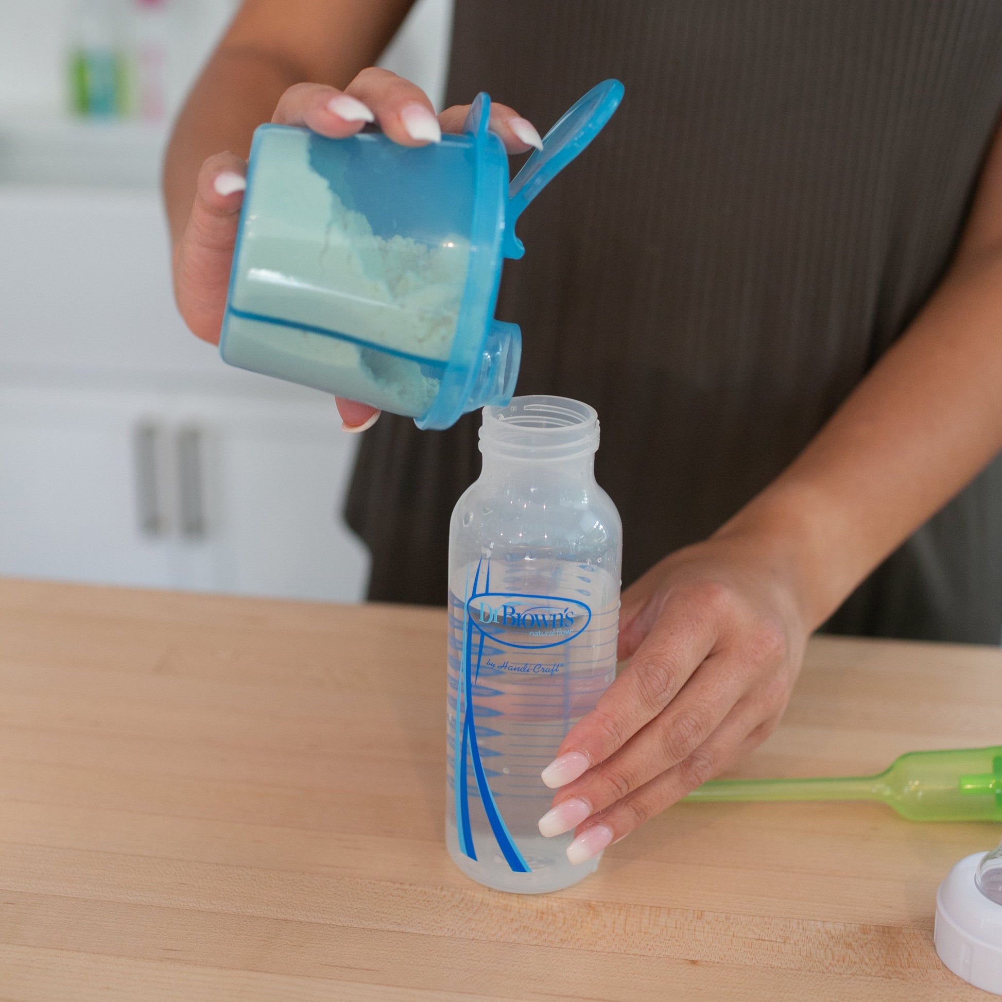 Dr. Brown’s® Baby Formula Dispenser